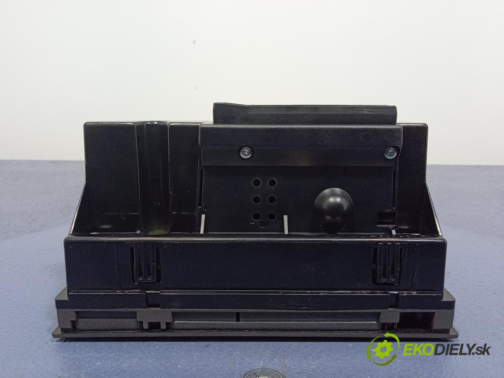 Saab 9-5 1999 Zesilovač: Rádio: Navigacia: 5263264
