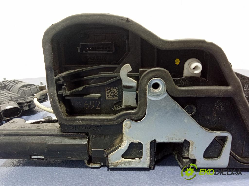 Bmw Seria 7 2009 zámek dveře před v pravo: 7185692