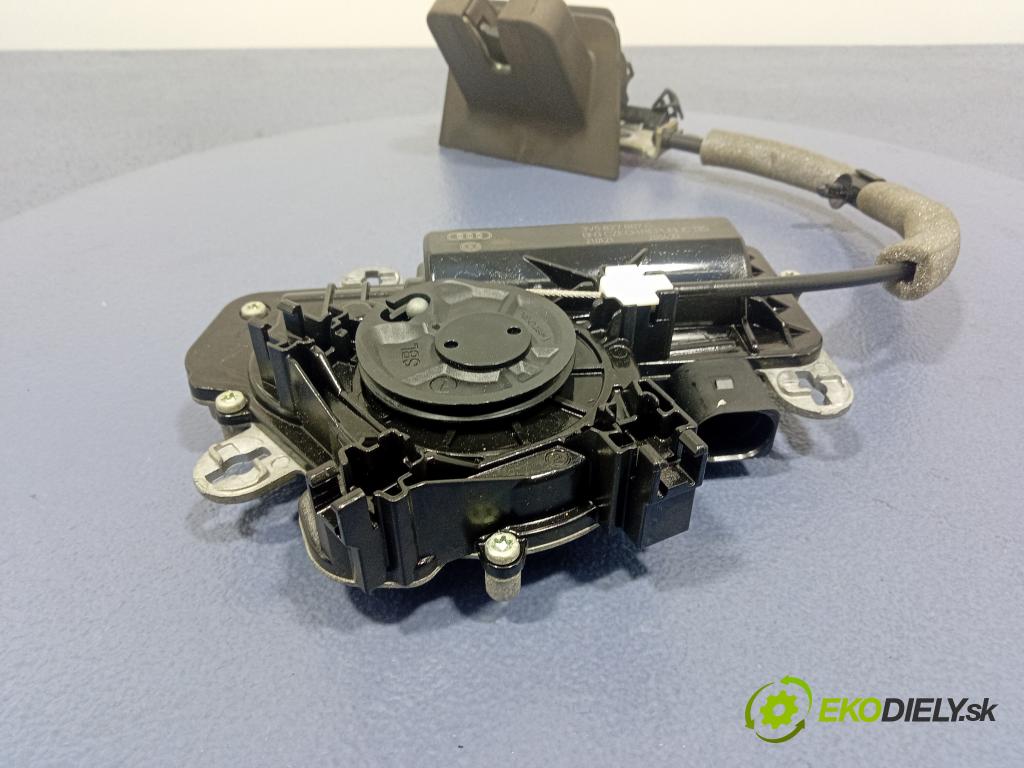 Audi RS Q8 2021 zámok Klapky: kufra: 3V05827887C