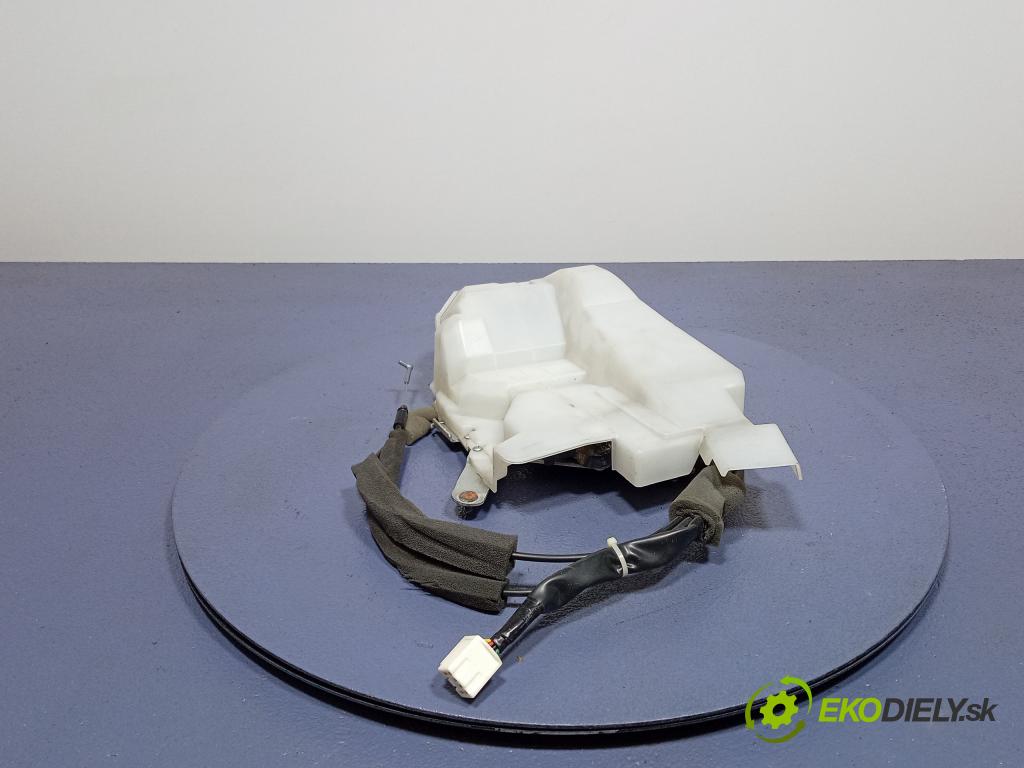 Mazda 5 0 zámek Klapky: kufr 01