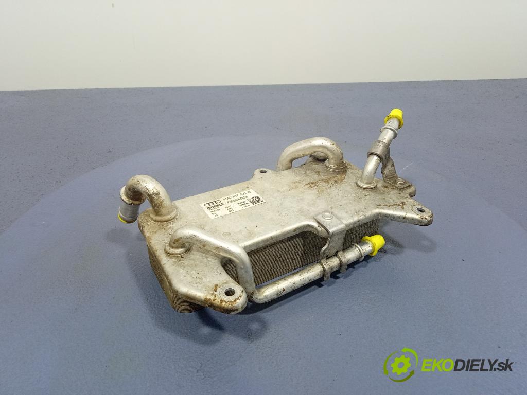 Audi RS Q8 2021 chladič oleja 4M0317021G
