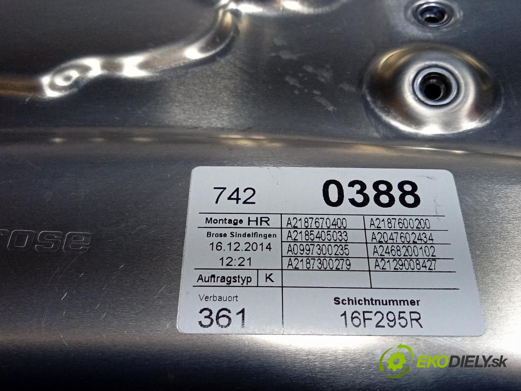 Mercedes Cls 2014 mechanismus stahování Sklenka: Zad: v pravo: 01