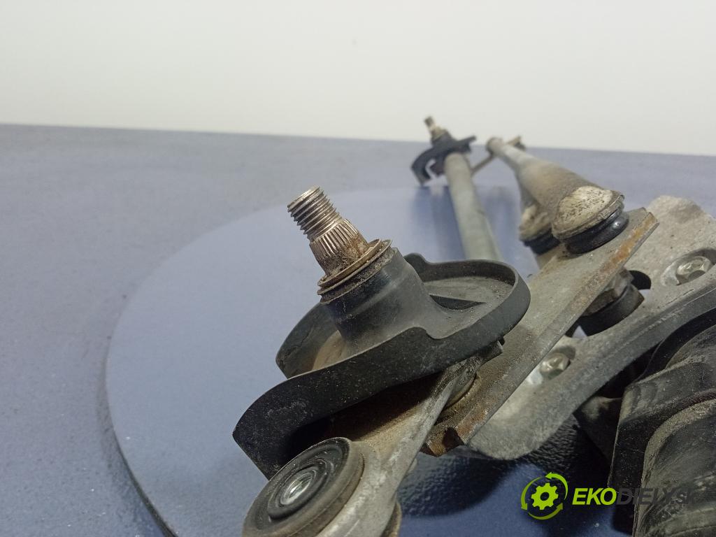 Toyota Rav4 2006 mechanismus motorek Stěrače: před 85110-42150