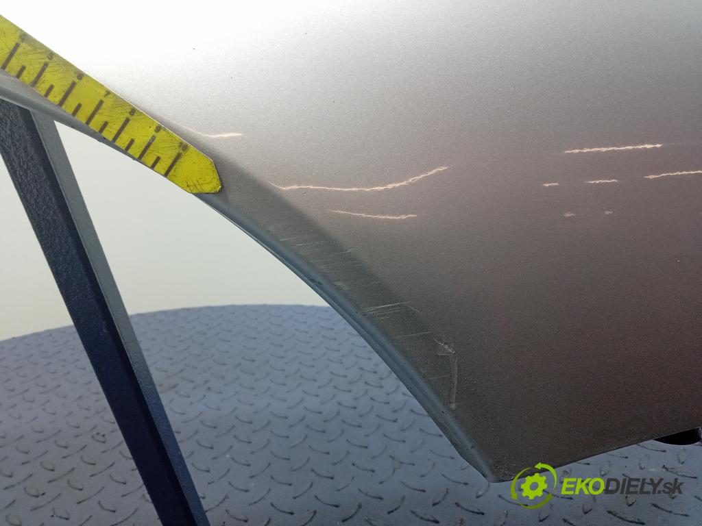 Chrysler 300 m 2004 blatnik před v pravo: 01
