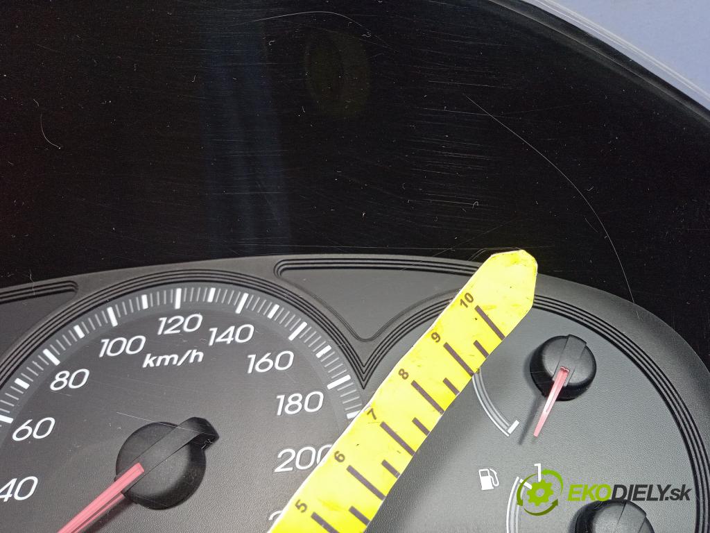 Honda Civic 2003 prístrojovka/ budíky HR0287070