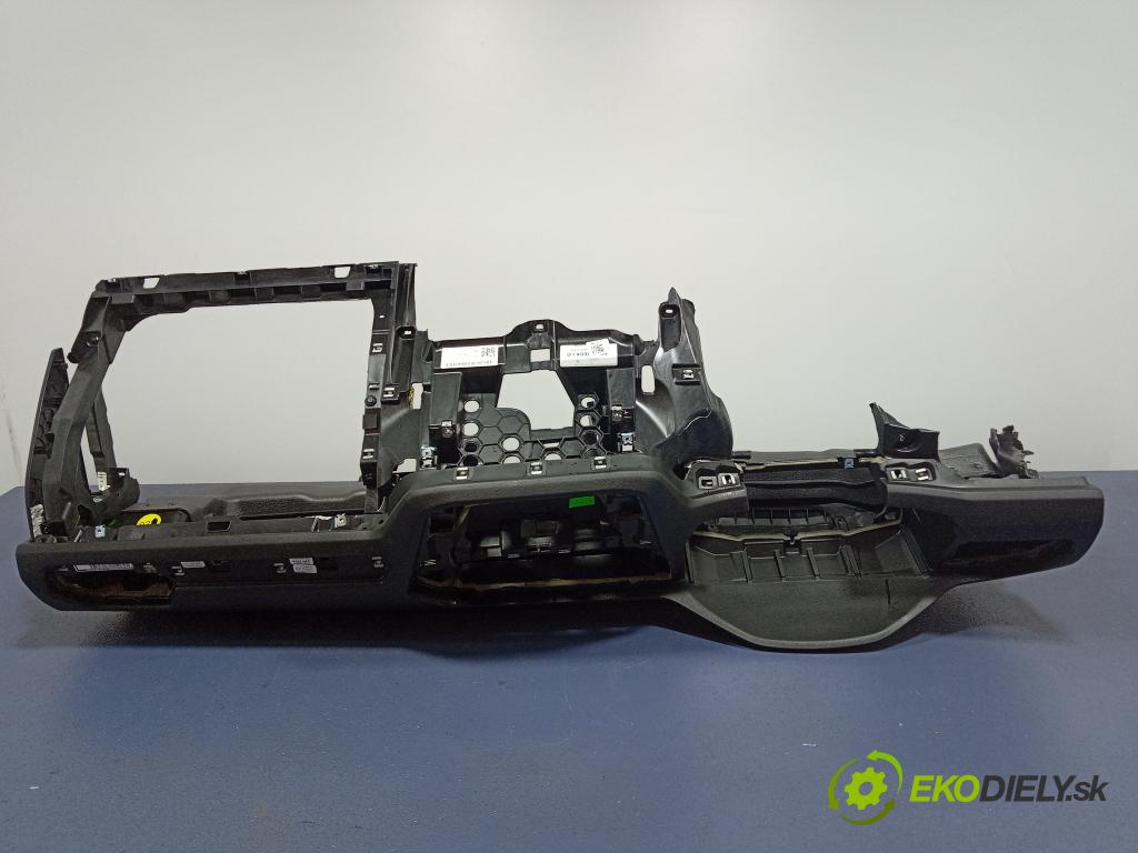 Vw Tiguan 2019 kokpit,pristrojová doska 5NN857003