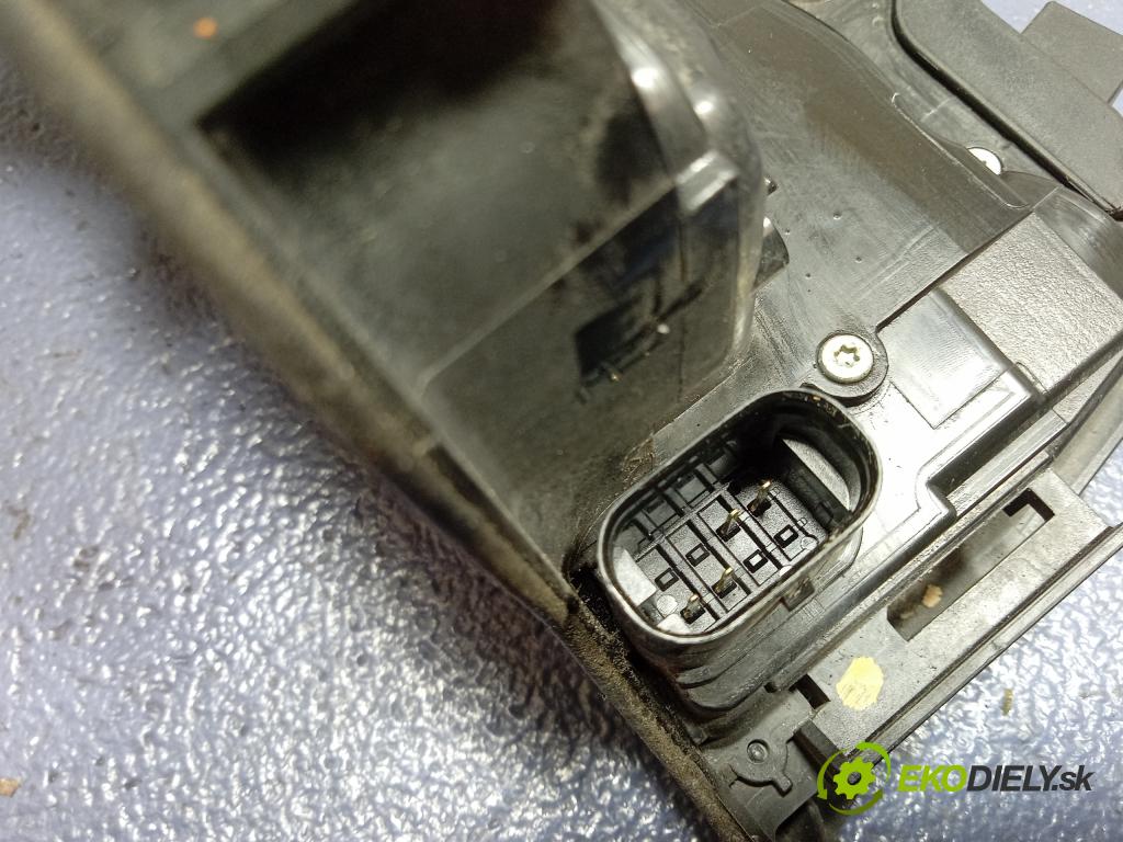 Bmw Seria 5 2017 zámok dvere zad v pravo: 7477712