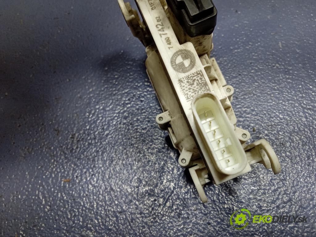 Bmw Seria 5 2017 zámok dvere zad v pravo: 7477712