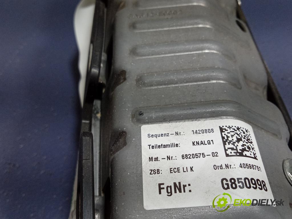 Bmw Seria 5 2017 kokpit,pristrojová doska 68413647