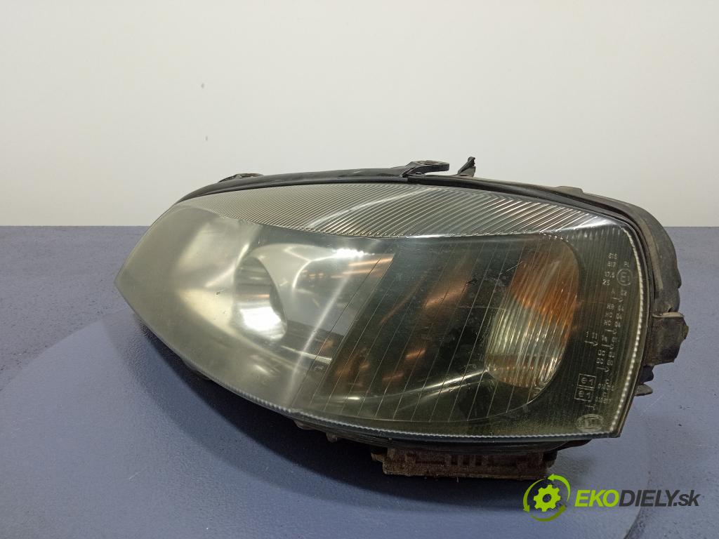 Opel Astra 2003 světlo Levý: 13117077