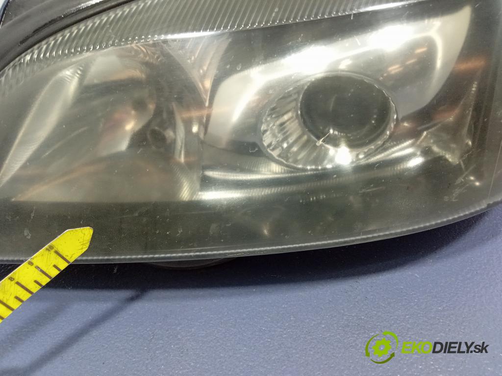 Opel Astra 2003 světlo Levý: 13117077