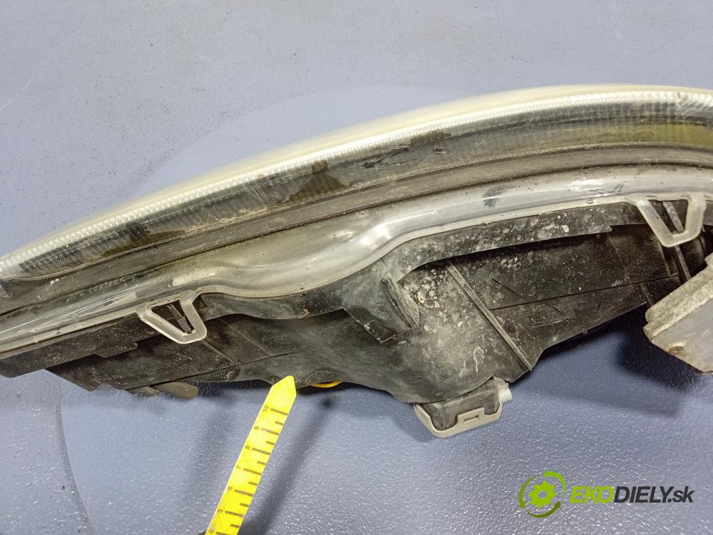 Opel Astra 2003 světlo Levý: 13117077