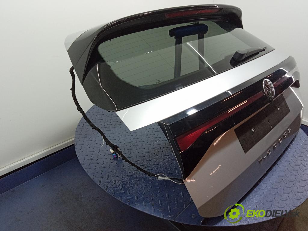 Vw T-cross 2019 zadna dveře kufra: kufra: 01