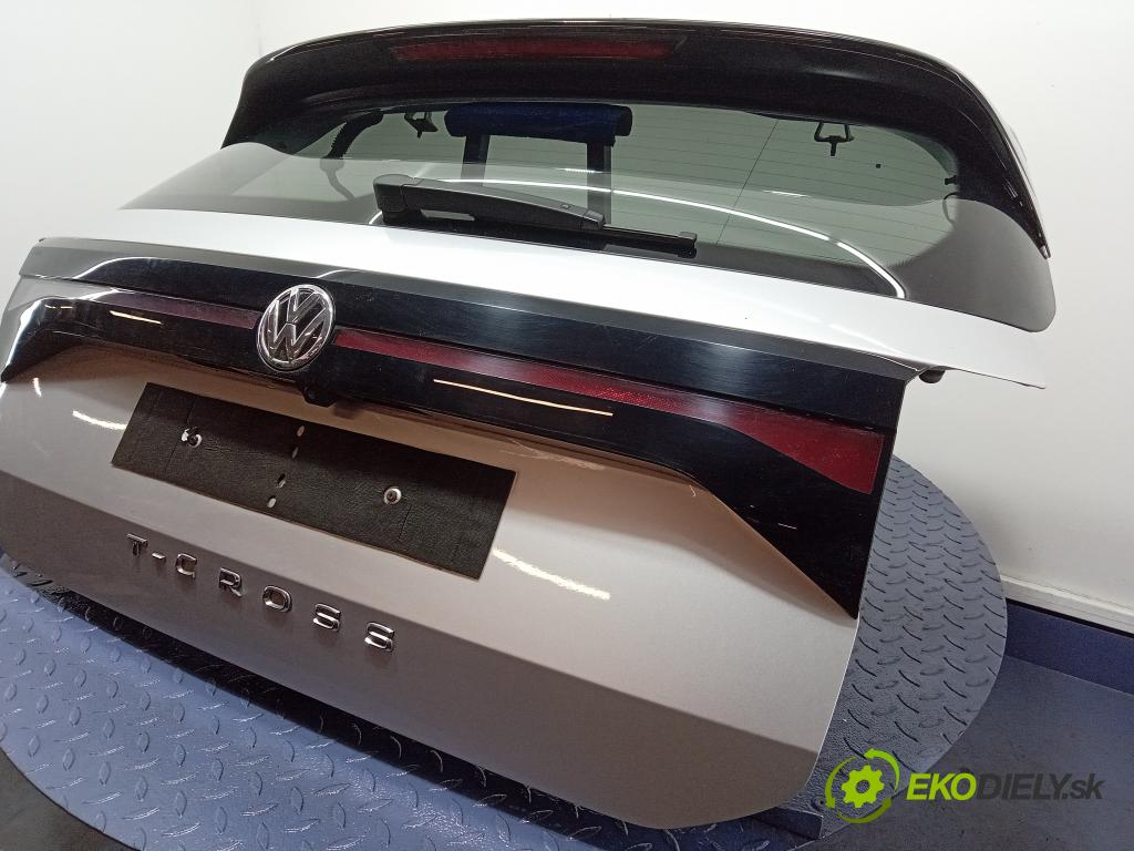 Vw T-cross 2019 zadna dveře kufra: kufra: 01