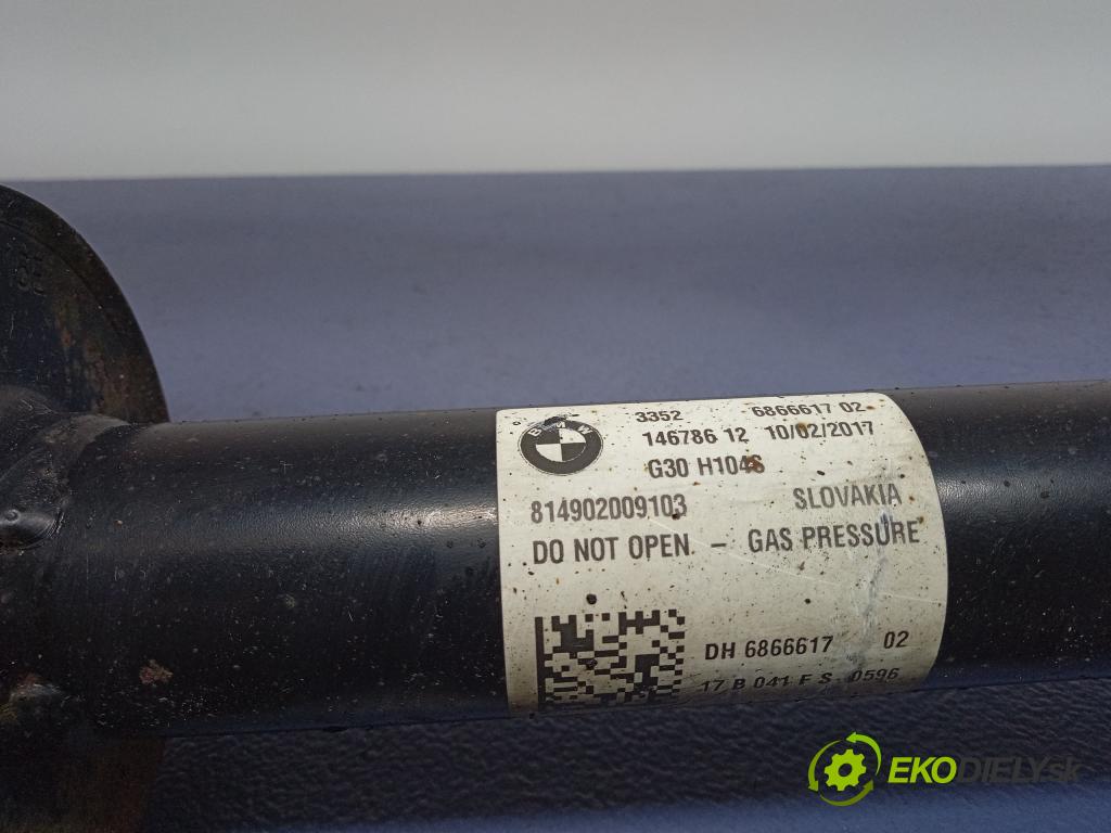 Bmw Seria 5 2017 tlmič zad Vľavo.: 6866617