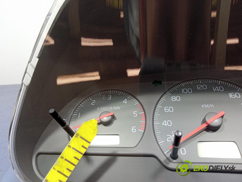 Volvo S40/V40 2000 prístrojovka/ budíky 30889706