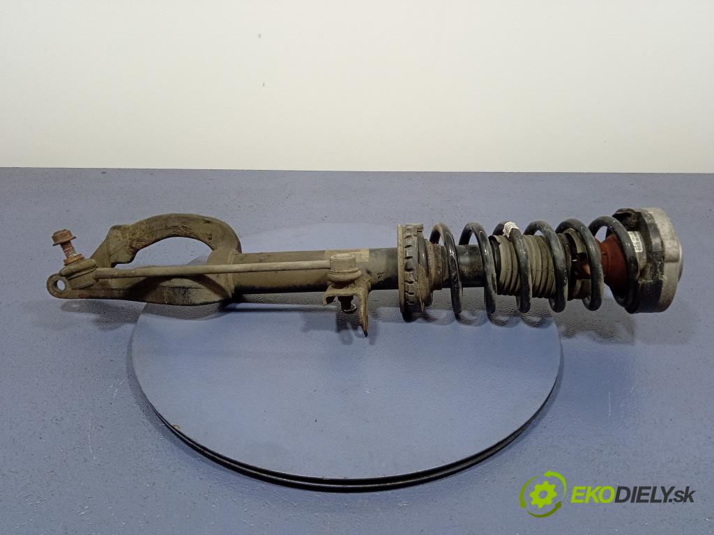 Bmw Seria 5 2012 tlmič Predné Vľavo.: 6789361