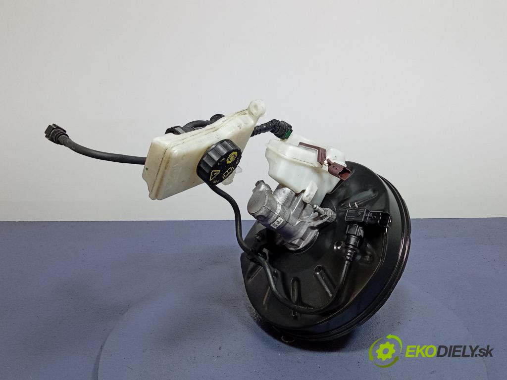 Peugeot 308 2017 servo Brzdní: 01
