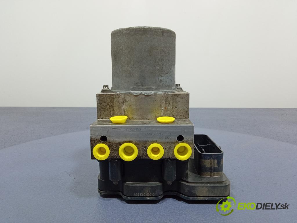 Bmw Seria 5 2012 čerpadlo ABS x 6853400 6858955