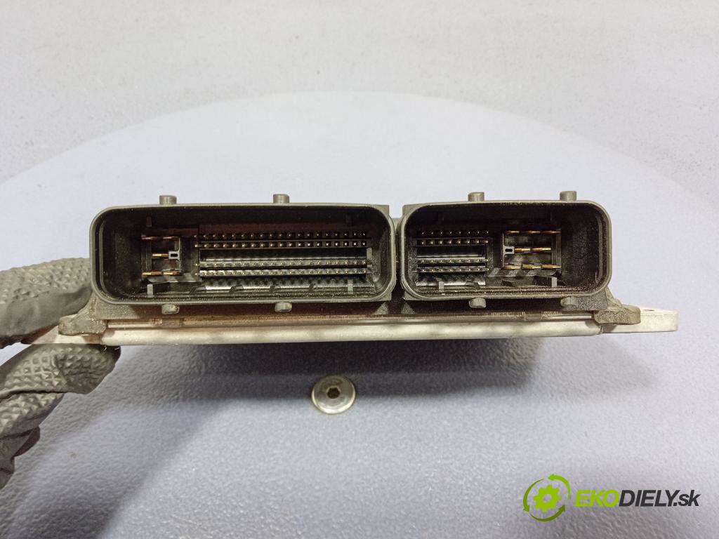 Nissan Primera 2002 riadiaca jednotka Motor: MEC30-020