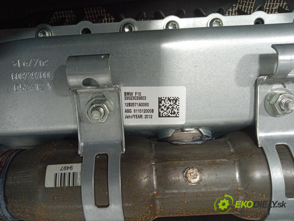 Bmw Seria 5 2012 kokpit,pristrojová doska 9166657