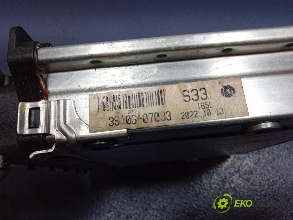 Kia Rio 2022 riadiaca jednotka Motor: 39106-07033