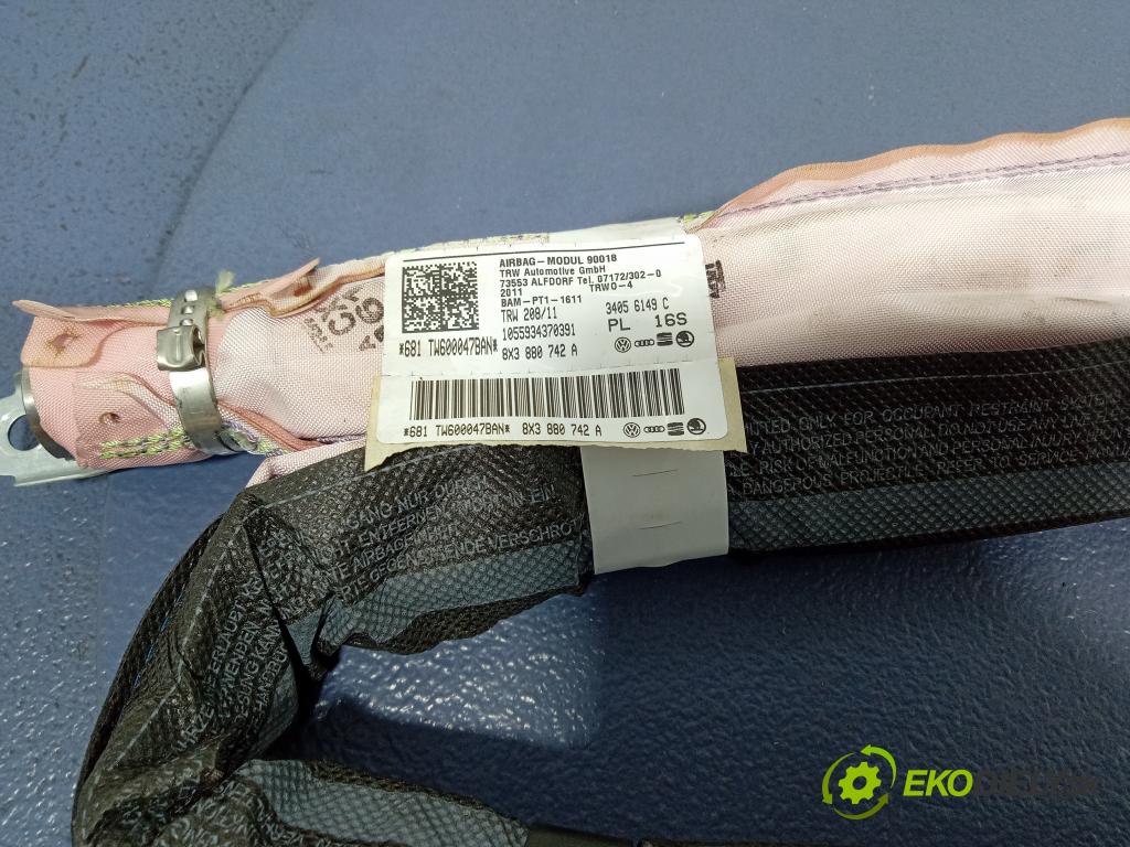 Audi A1 2011 Airbag: clona x 8X3880742A
