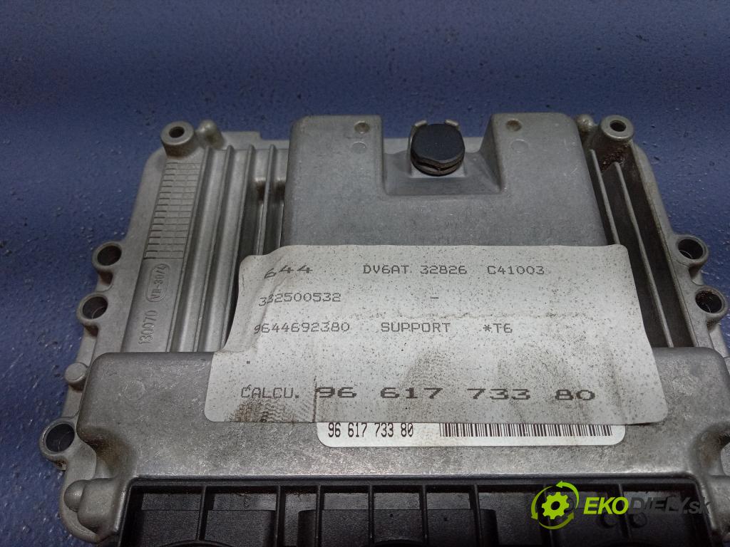 Peugeot 307 2006 riadiaca jednotka Motor: 9644692380