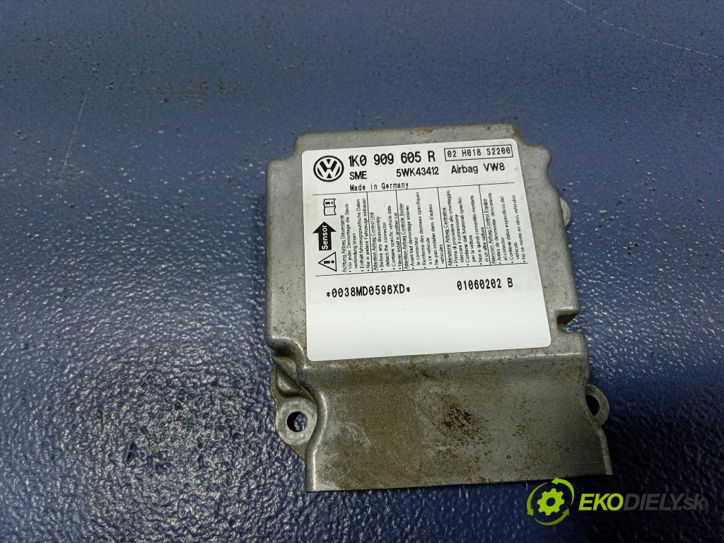 Seat Altea 2006 kokpit,pristrojová doska 5P1857003E