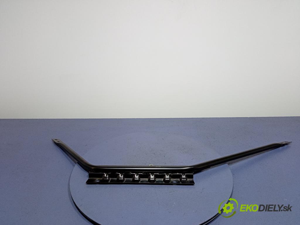 Audi Q4 2022 výztuha Čelní / stěna Přední 11A805540