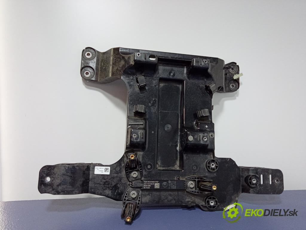 Audi Q4 2022 výztuha Čelní / stěna Přední 1EA805211B