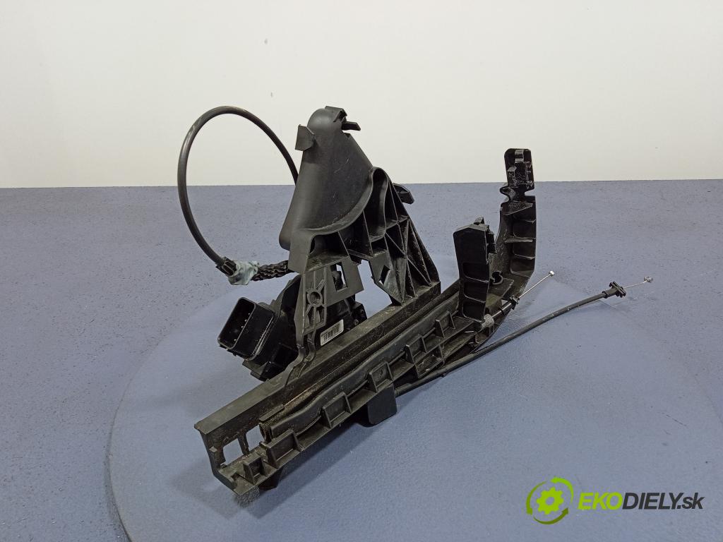 Volvo S40/V40 2010 zámek dveře před Levý: 30799308