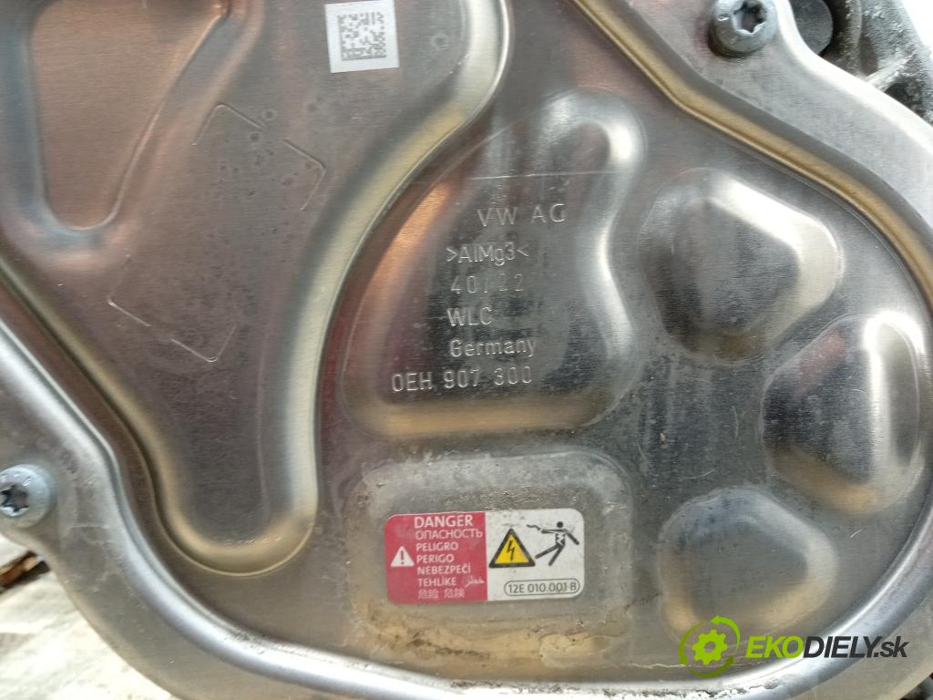 Audi Q4 2022 elektromotor Elektrický: EBJA