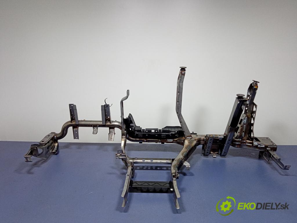 Audi Q4 2022 kokpit,pristrojová doska 89B857017