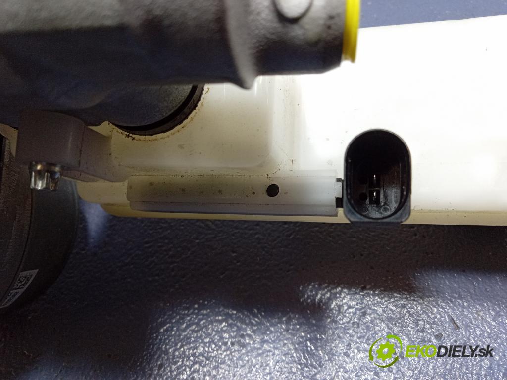 Audi Q4 2022 servo Brzdní: 1EB614105BC