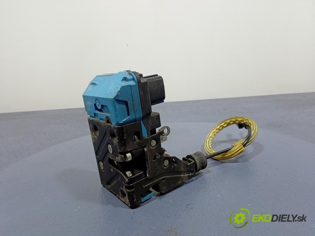 Volvo S60 0 zámek dveře před Levý: 30663040