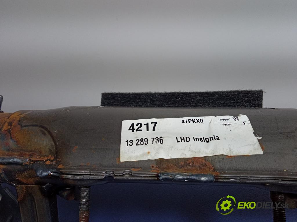Opel Insignia 2011 kokpit,pristrojová doska 13289736