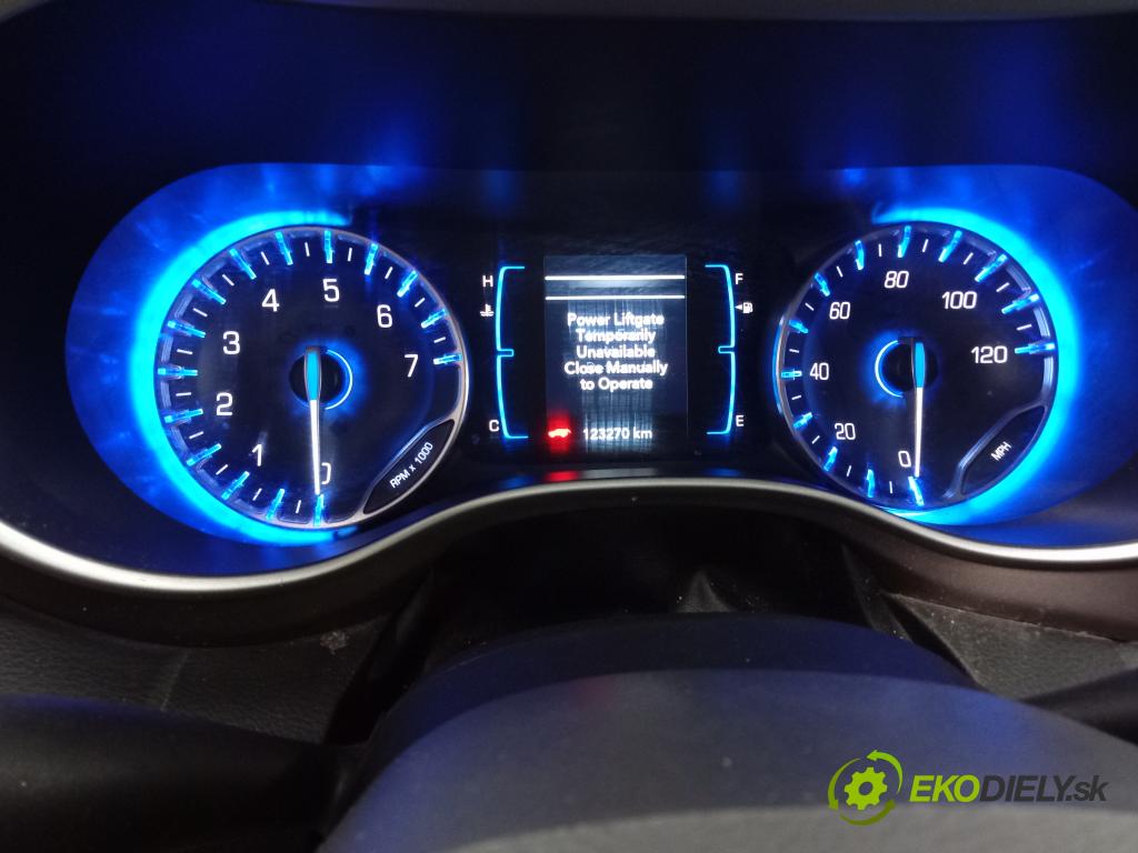 Chrysler Pacifica 2017 prístrojovka/ budíky 68227903AF