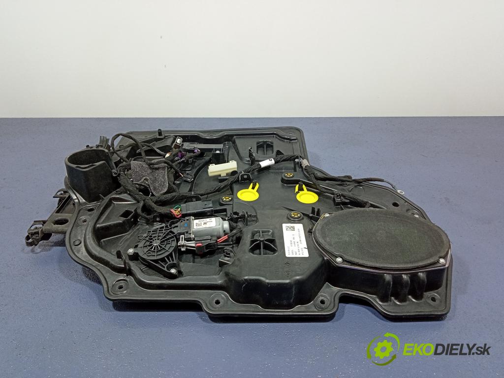 Chrysler Pacifica 2017 mechanismus stahování Sklenka: Zad: v pravo: 3040965