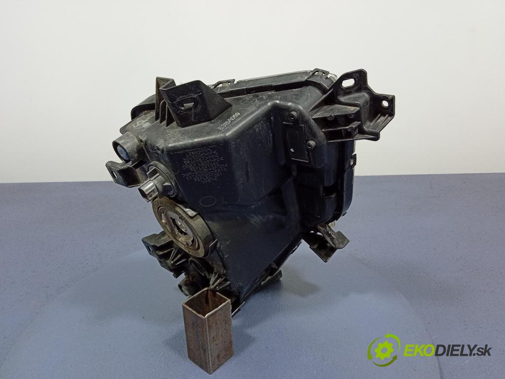 Mitsubishi L200 0 Halogen Vľavo: 8315A059