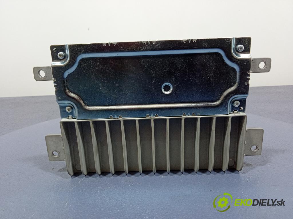 Chrysler Pacifica 2017 Radio I Navigácia: 68232028AN