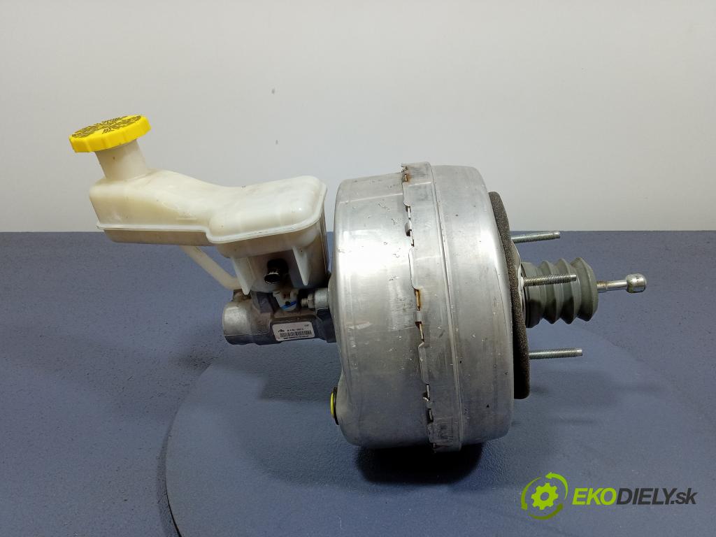 Chrysler Pacifica 2017 servo Brzdní: P04581680AE