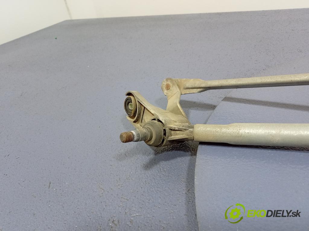 Renault Kangoo 2009 mechanismus motorek Stěrače: před 8200409692