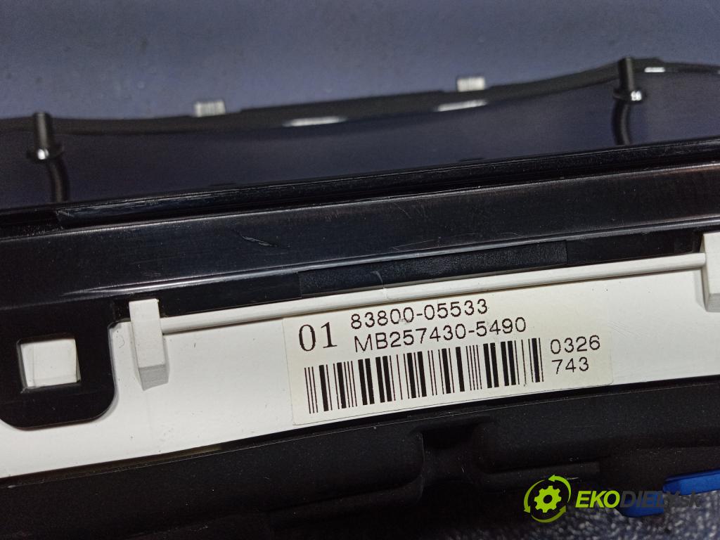 Toyota Avensis 2006 prístrojovka/ budíky 83800-05533
