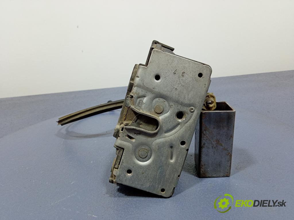 Fiat Punto 2007 zámek dveře před v pravo: 51797562