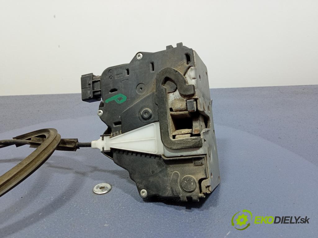 Fiat Punto 2007 zámek dveře před v pravo: 51797562