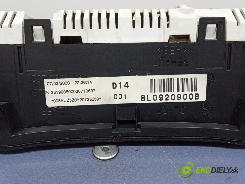 Audi A3 2000 prístrojovka/ budíky 8L0920900B