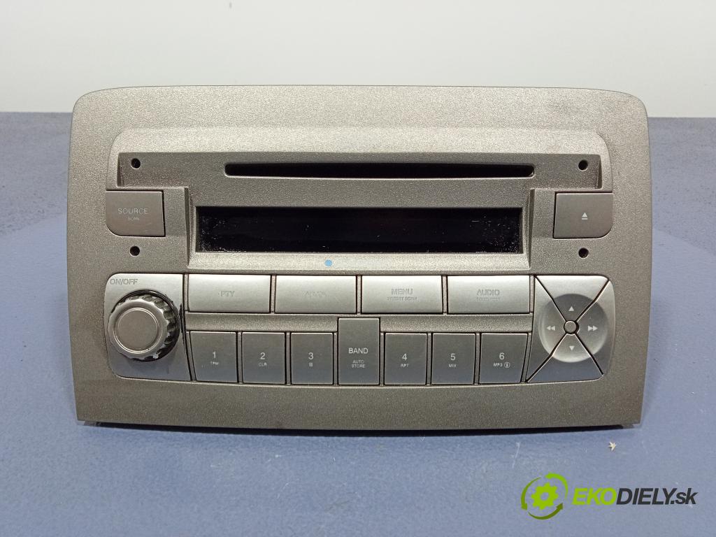 Lancia Musa 2004 Radio I Navigácia: 01