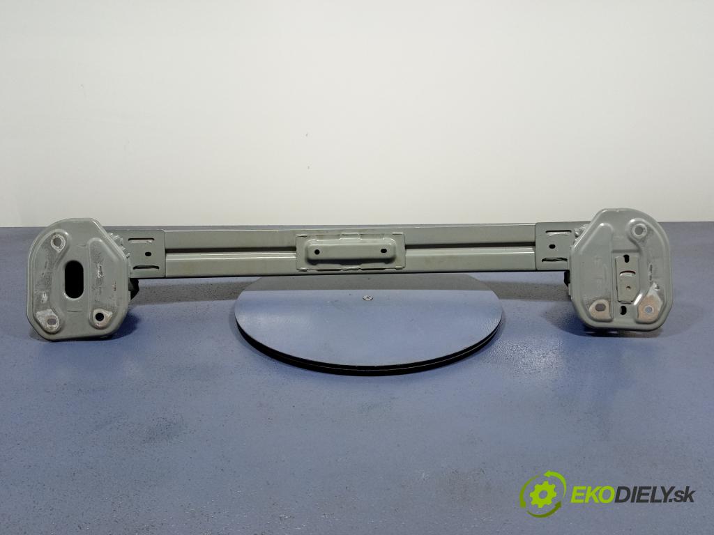 Volvo V90 0 výztuha narazník Zad: 31448304