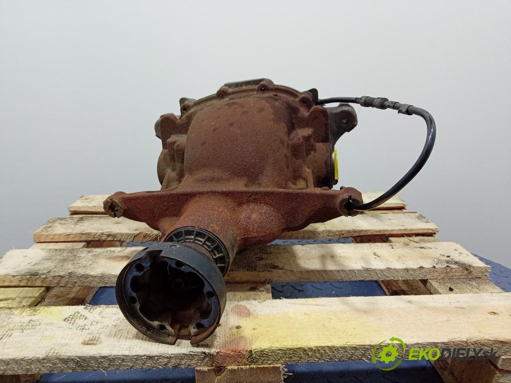 Ford Mustang 2017 Most: Zadný: FR3W-4200-TR